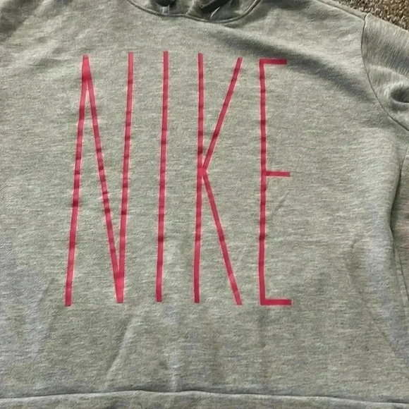 Women’s nike dri-fit hooded sweatshirt. Read description Size medium - Picture 4 of 7